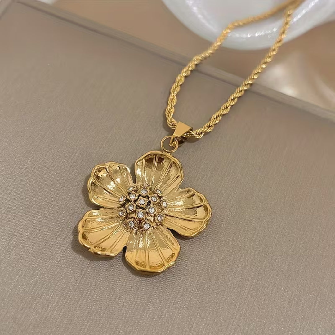 Golden Bloom Flower Necklace