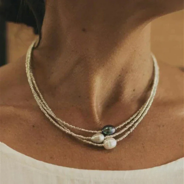 Antique-Inspired Pearl Necklace /