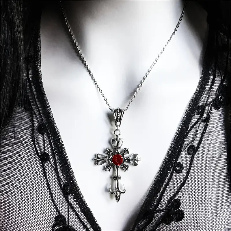 Veldrith Noirelle Necklace | White Gold