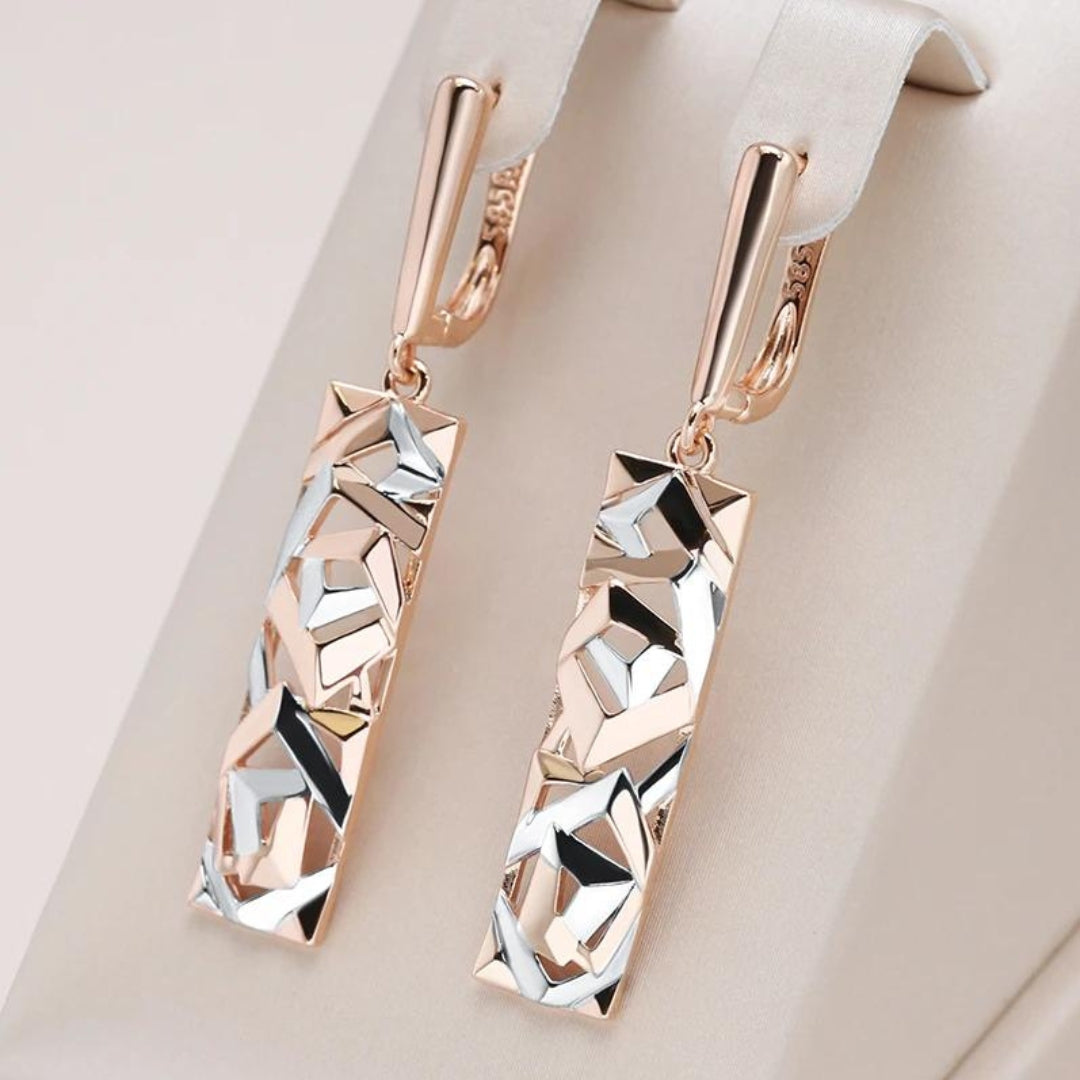Timeless Anne Earrings /