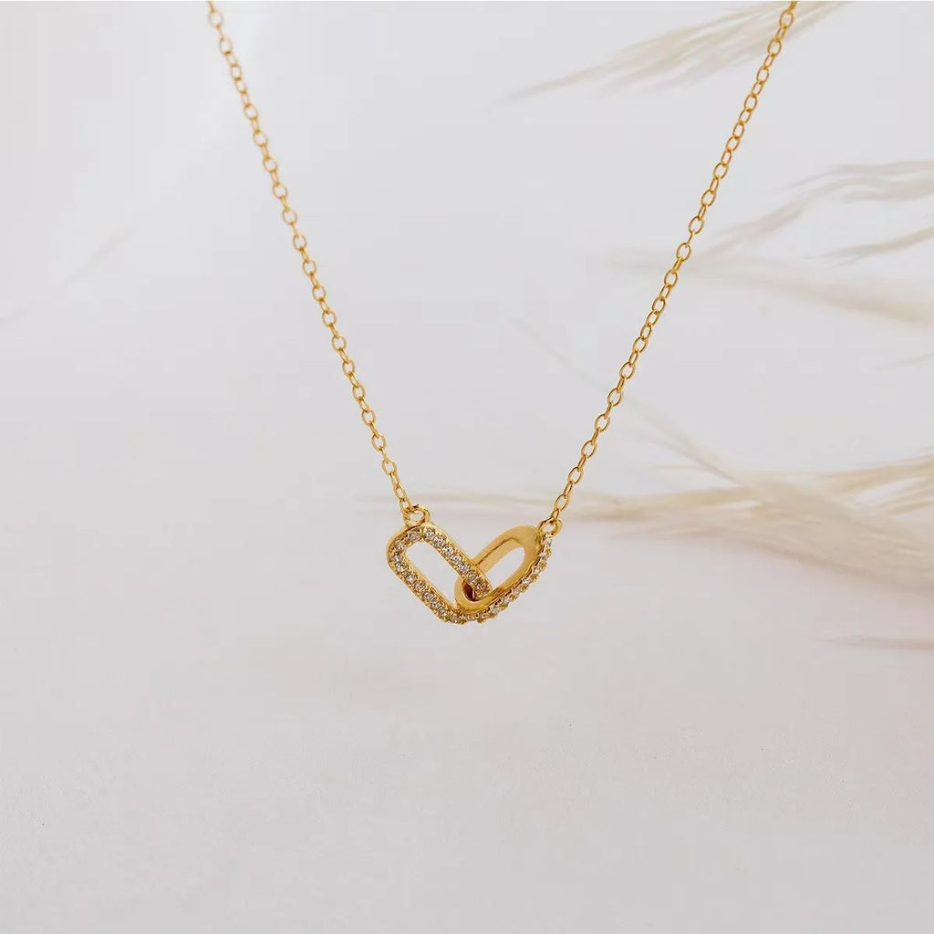 Kova Interlocking Loop Necklace
