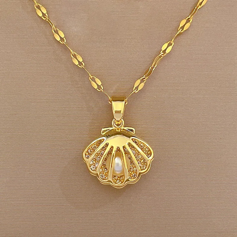 Waikiki Pearl Necklace
