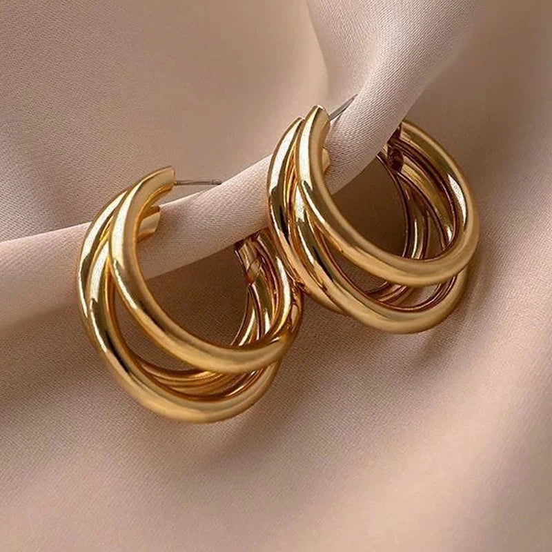 Celeste Triple Curve Earrings