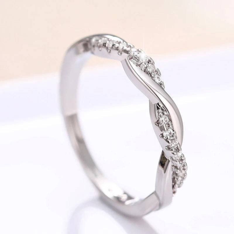Talia Pavé Twist Ring