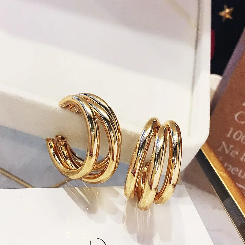 Celeste Triple Curve Earrings