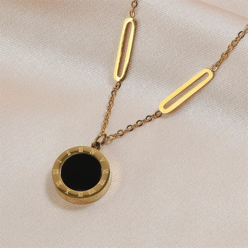 Ismira Noir Statement Necklace