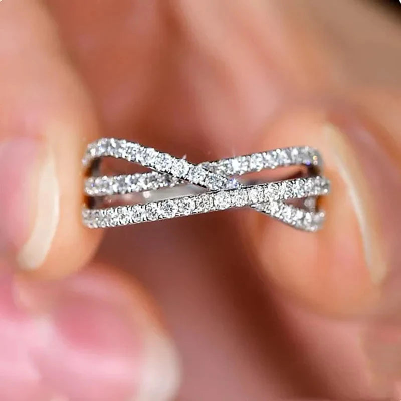 Dominique Luxe Crossover Ring