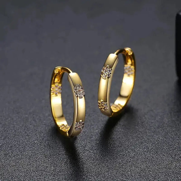 Vintage Golden Flower Hoop Earrings /